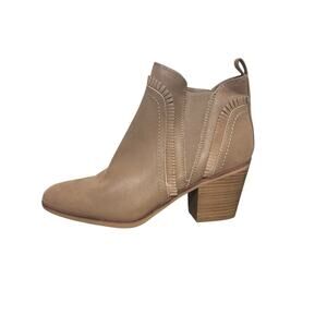 New! MIA Carrol Ruffle Western Boho Heel Ankle Fringe Bootie - Size 7.5